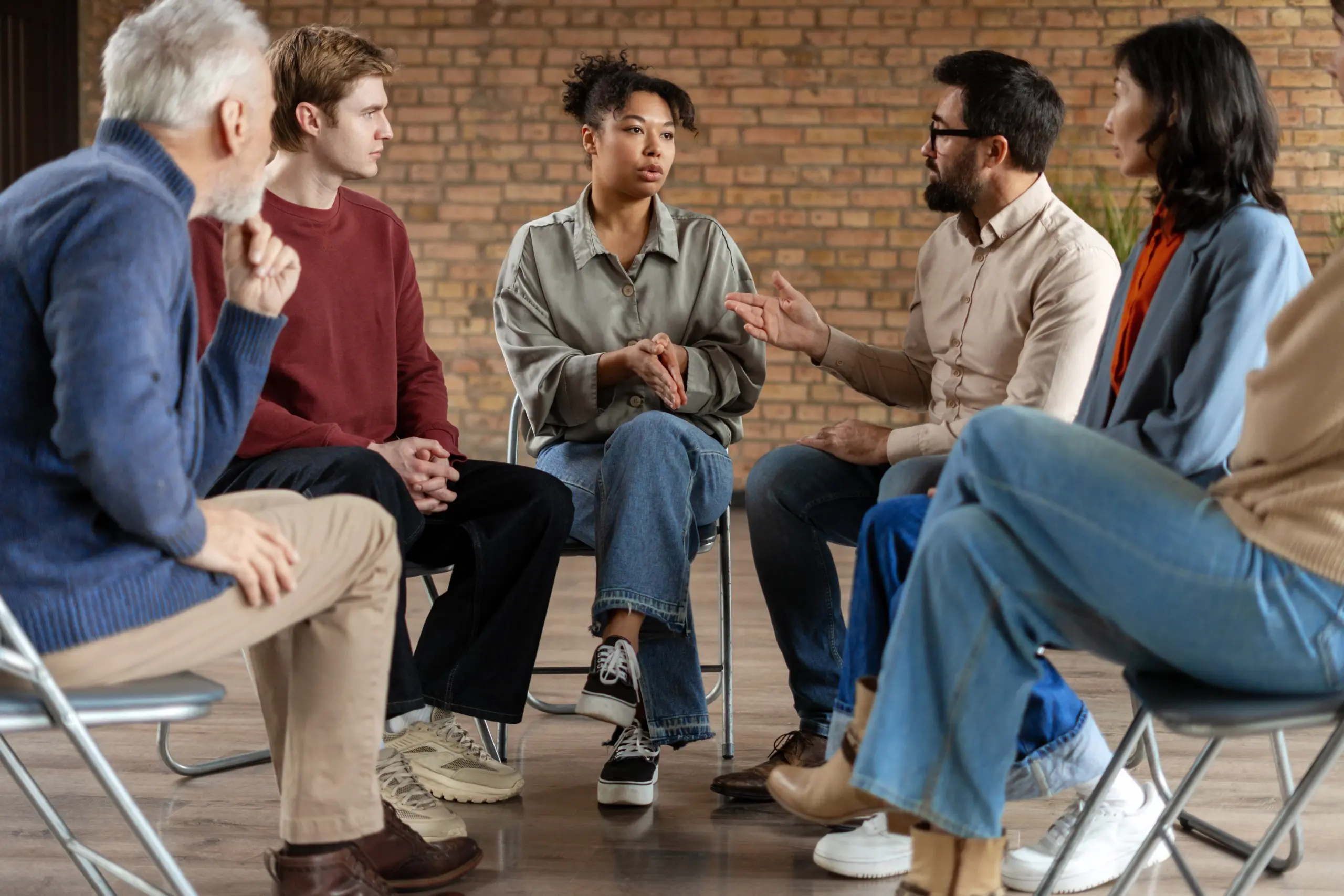recovery group meeting offering peer support