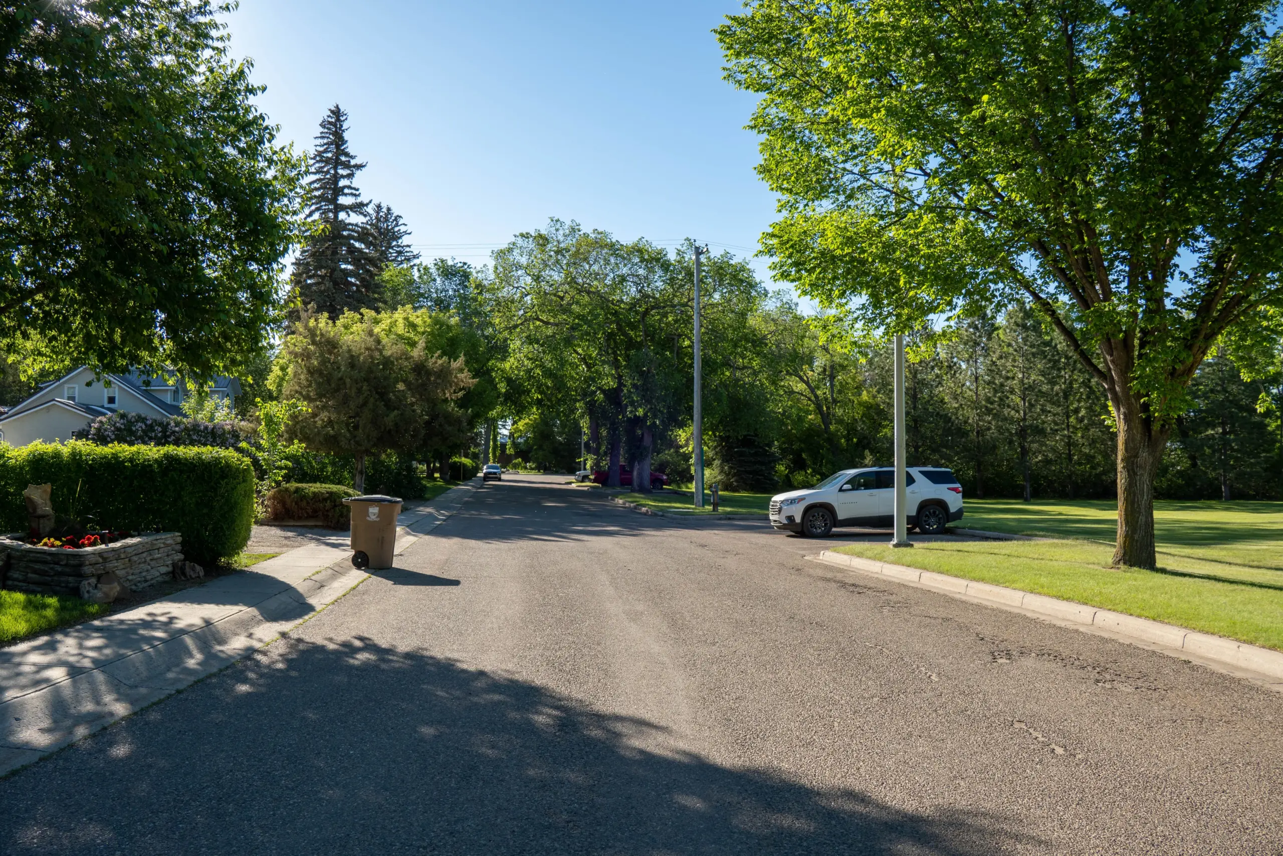 Deluxe Treatment Center residential inpatient location on Cantara St in Reseda.